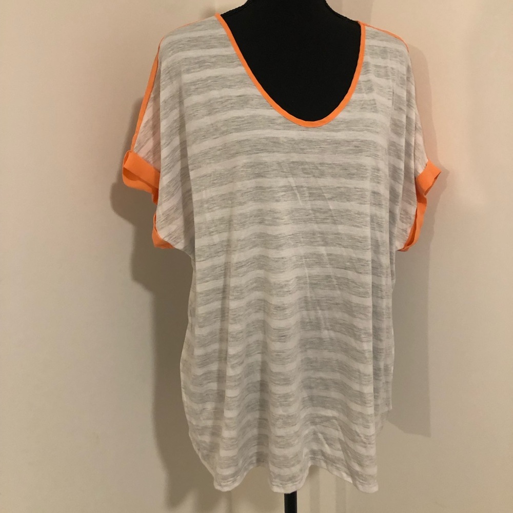 Faded Glory Scoop Neck Top